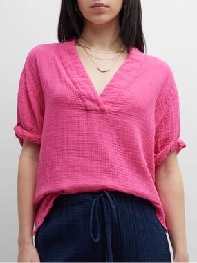 Xirena Avery Short-Sleeve V-Neck Gauze Top in sunset pink